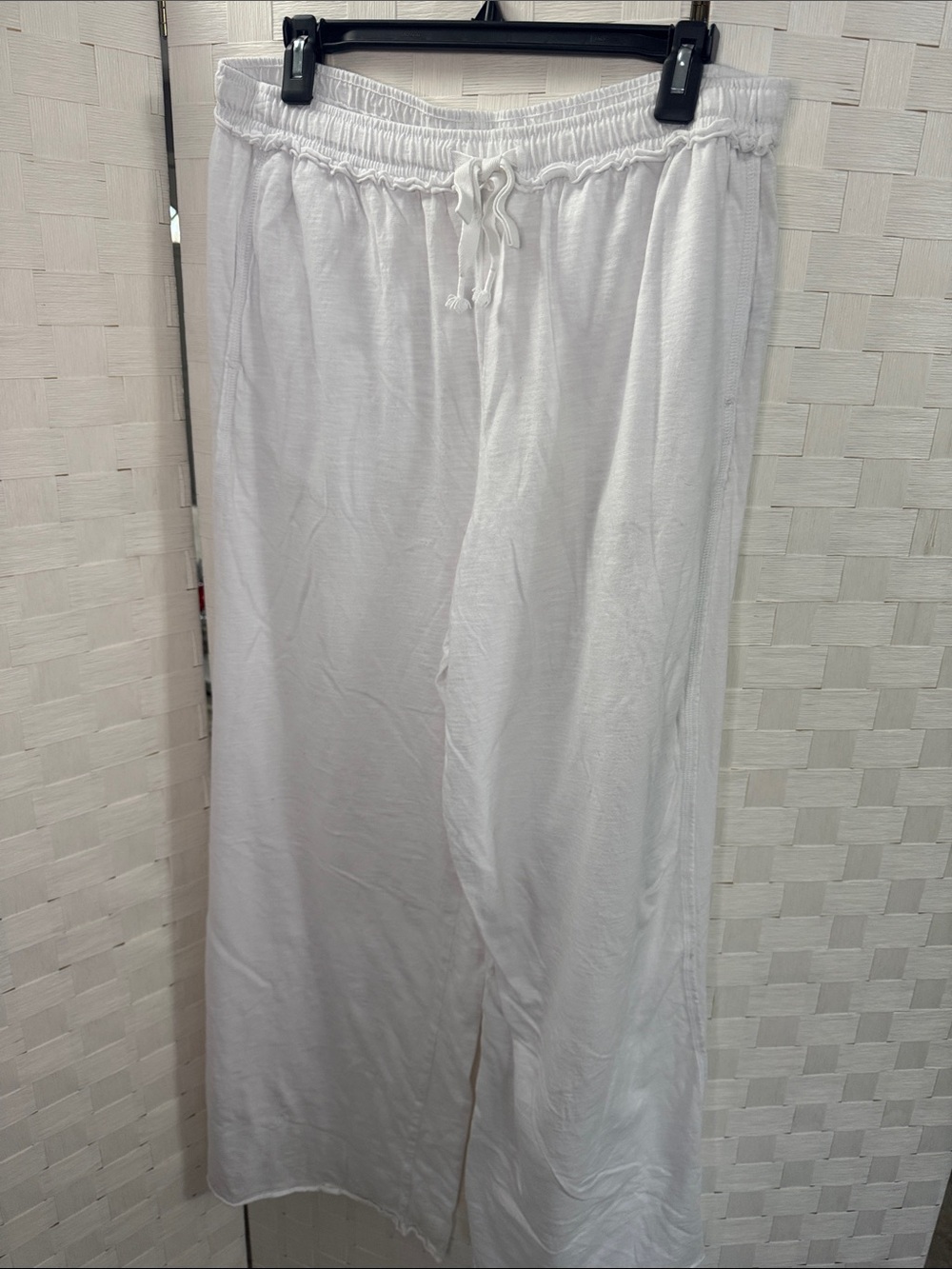 aerie Long  White Drawstring Lounge  wide keg  raw hem